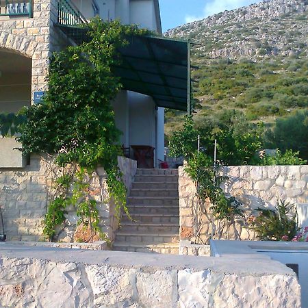Apartments Silvana Lastovo エクステリア 写真